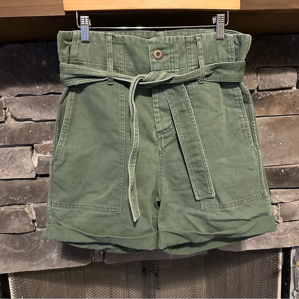 Green High Waist Cotton Shorts with Belt